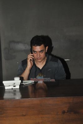 Aamir Khan attends special screening of film 'Queen'