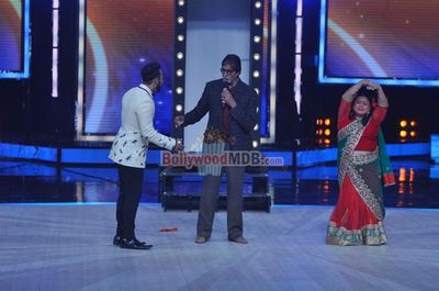 Amitabh Bachchan promotes 'Bhootnath Returns' on the Grand Finale of India\'s Got Talent Season 5
