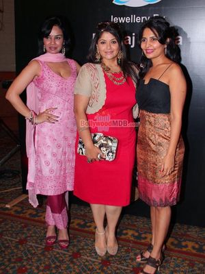 Pragati Mehra, Rachana Shah, Kavitta Verma at the Tibarumal Jewels Exhibition