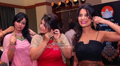 Pragati Mehra, Rachana Shah, Kavitta Verma at the Tibarumal Jewels Exhibition