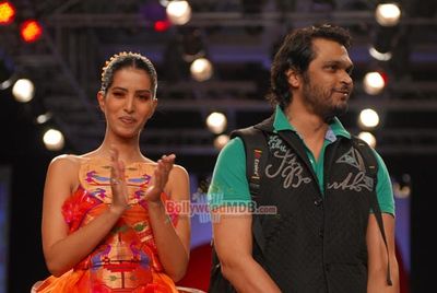 Manasvi Mamgai showstopper at Swapnil Shinde show at LFW Summer Resort 2014