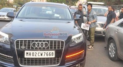 Varun Dhawan snapped with his Audi Q7 car during 'MAIN TERA HERO' promotions
