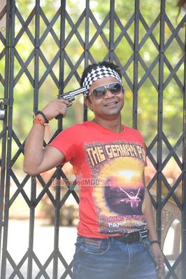 Bolly Celebs on location shoot of film 'HUME TOH LOOT LIYA'