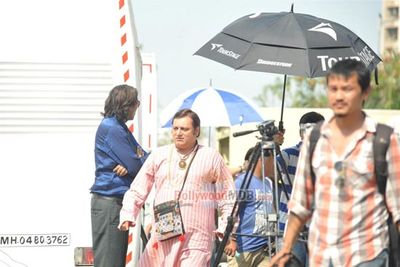 Bolly Celebs on location shoot of film 'HUME TOH LOOT LIYA'