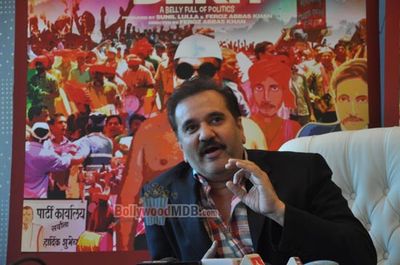 Filmmaker Feroz Abbas Khan at film 'DEKH TAMASHA DEKH' press conference