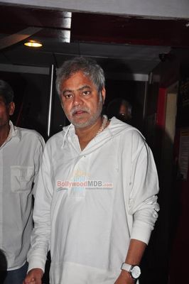 Neha Dhupia, Irrfan Khan among Bolly Celebs at film 'ANKHON DEKHI' premiere