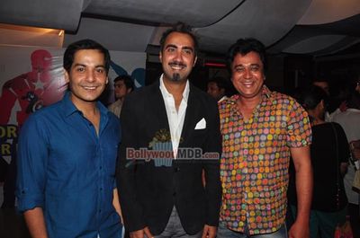 Neha Dhupia, Irrfan Khan among Bolly Celebs at film 'ANKHON DEKHI' premiere