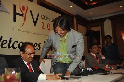 Vivek Oberoi and Rati Agnihotri at the conference on Cure for HIV: Hope or Hype
