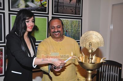 Divya Khosla Kumar, Lesle Lewi at the Indian Photography Edition Exhibition opening
