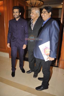 Bolly Celebs at 25 films completion celebrations party of Vashu Bhagnani