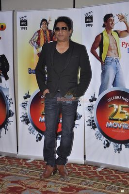 Bolly Celebs at 25 films completion celebrations party of Vashu Bhagnani