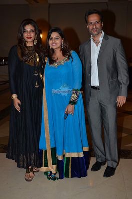 Bolly Celebs at 25 films completion celebrations party of Vashu Bhagnani
