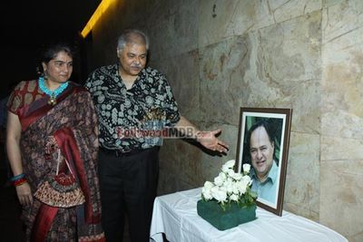 Bolly Celebs at special screening of film 'CLUB 60' as special tribute to late Farooq Sheikh