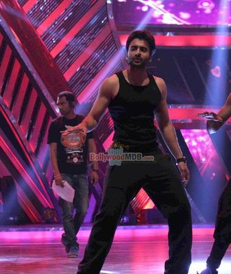 Jackky Bhagnani promotes 'YOUNGISTAAN' on Boogie Woogie sets