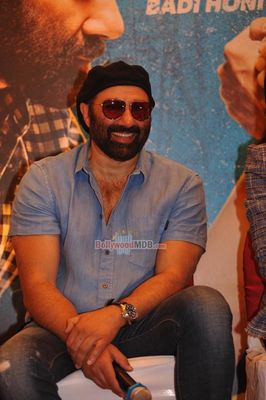 Shilpa Shetty, Sunny Deol, Harman Baweja, Ayesha Khanna, Director Sanamjit Singh Talwar at film Dishkiyaoon press meet