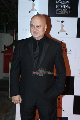 Top Bollywood Celebs at L'Oreal Paris Femina Women Awards 2014