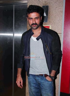 Hot Bolly Celebs at film 'DISHKIYAOON' special screening