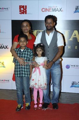 Amitabh Bachchan with his family at film 'KOCHADAIIYAAN' first look launch