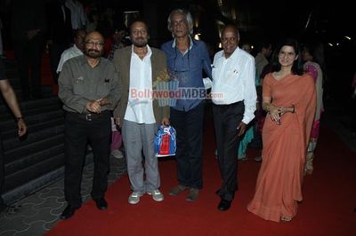 Amitabh Bachchan with his family at film 'KOCHADAIIYAAN' first look launch