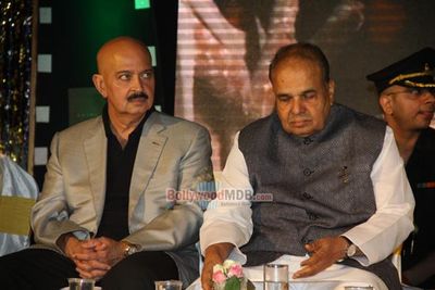 Bollywood Celebs honoured by Governor of Maharashtra Shri K. Sankaranarayan at the Dadasaheb Phalke Academy Awards