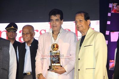 Bollywood Celebs honoured by Governor of Maharashtra Shri K. Sankaranarayan at the Dadasaheb Phalke Academy Awards