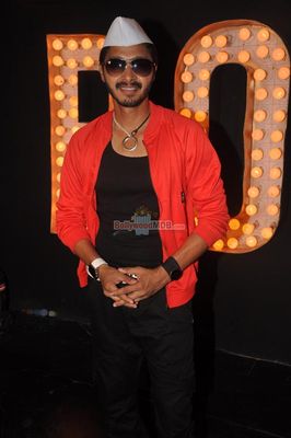 Bolly Celebs at the promotional song shoot of Marathi film Poshter Boyz