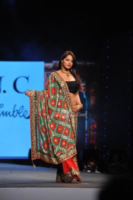 Bolly Celebs walk the ramp at 'Caring with Style' 9th Annual Fashion Show