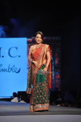 Bolly Celebs walk the ramp at 'Caring with Style' 9th Annual Fashion Show
