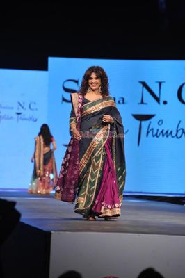 Bolly Celebs walk the ramp at 'Caring with Style' 9th Annual Fashion Show