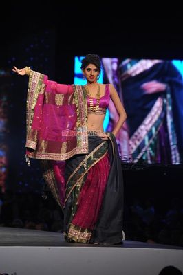Bolly Celebs walk the ramp at 'Caring with Style' 9th Annual Fashion Show