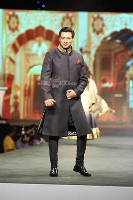 Bolly Celebs walk the ramp at 'Caring with Style' 9th Annual Fashion Show