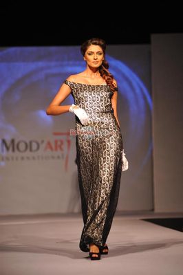 Hot Bollywood Celebs at the Mod'Art International Annual graduating fashion show