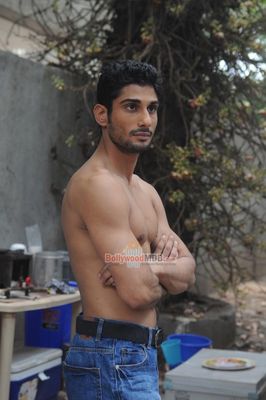 Stars on the sets of bilingual film 'Auroni Taukhon' (Tryst with Destiny)