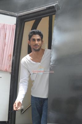 Stars on the sets of bilingual film 'Auroni Taukhon' (Tryst with Destiny)