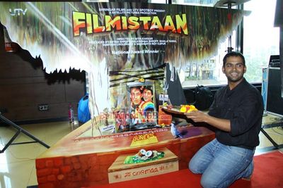 Filmistaan puja by actor Sharib Hashmi for film 'Filmistaan' promotions