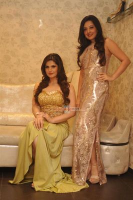 Zarine Khan in special photo shoot for Amy Billimoria's eco friendly collection 'Earth 21'