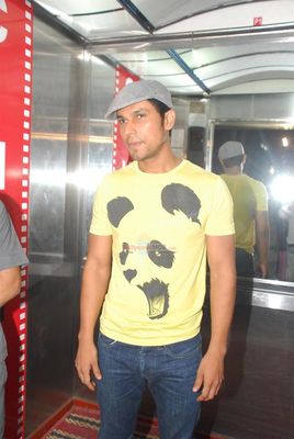 Bolly Celebs at Tabu hosted special screening of film 'Haider'