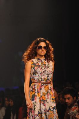 Monica Dogra walks the ramp for Stylista at the Myntra Fashion Weekend 2014