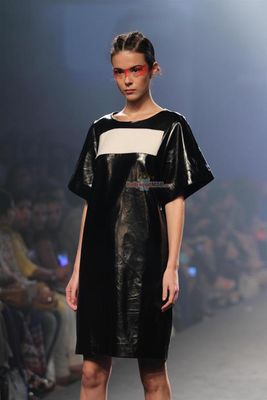 Aki Narula creates Future Of Fashion at the Myntra Fashion Weekend 2014
