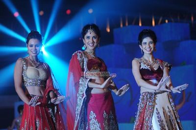 Bollywood Celebs at the India Bullion and Jewellers Association (IBJA) fashion show