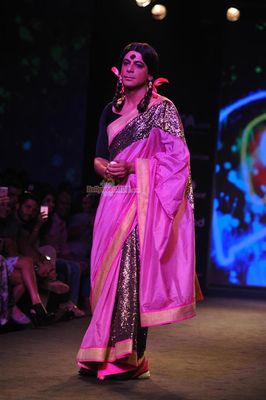 Mandira Bedi and Gutthi aka Sunil Grover present Joi de Vivre Collection at the Myntra Fashion Weekend 2014
