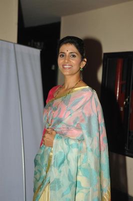 Sonali Kulkarni, Dr Prakash Baba Amte with wife Mandakini Amte at the special screening of Marathi film 'Dr Prakash Baba Amte'