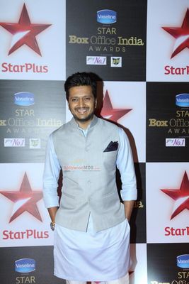 Bollywoods celebs studs Star Box Office India Awards 2014