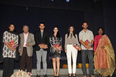 Bolly Celebs at Neetu Chandra's play 'Umrao' for fund raise to support & create breast cancer awareness for Cancer Patients Aid Association