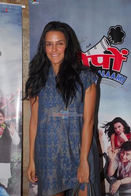 Bollywood celebs at the special screening of 'Ekkees Toppon Ki Salaami'