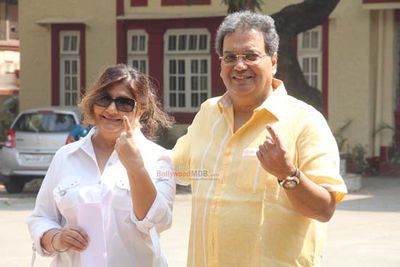 Bollywood celebs cast their votes in Maharashtra State Elections 2014