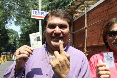 Bollywood celebs cast their votes in Maharashtra State Elections 2014