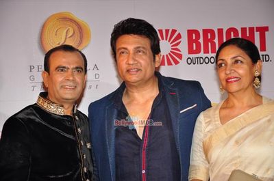 Hrithik Roshan and Ranbir Kapoor at the 2nd Bright Awards and 34th Anniversary of Bright Advertising