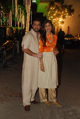 Bollywood Celebs at Shilpa Shetty's Diwali party