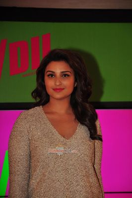 Parineeti Chopra launches song Sajde from film \'Kill Dil\'